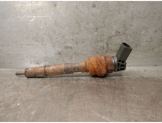 Recambio de inyector para bmw 3 touring (f31) 330 d xdrive referencia OEM IAM 7810702 13537810702 0445110617 BOSCH
