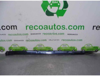 Recambio de molduras delanteras para cadillac srx 3.6 v6 cat referencia OEM IAM 614704195 