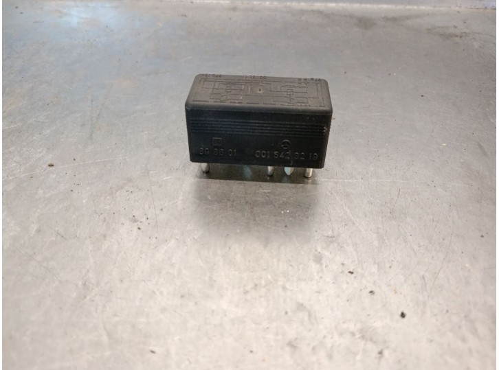 Recambio de rele para mercedes-benz clase c (w202) berlina 1.8 16v cat referencia OEM IAM 0015428219  