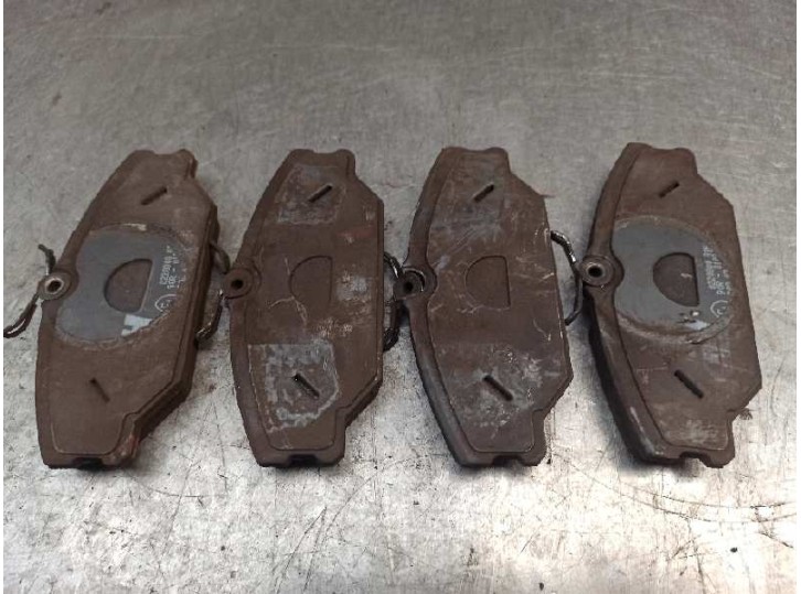 Recambio de pastillas de freno para renault scenic ii 1.9 dci diesel referencia OEM IAM FD4960  