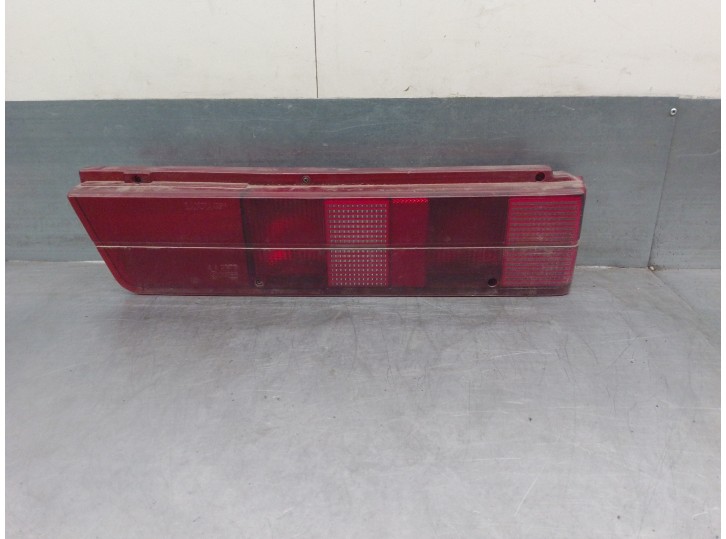 Recambio de piloto trasero derecho para lancia y10 1.1 cat referencia OEM IAM 9944877  3 PUERTAS