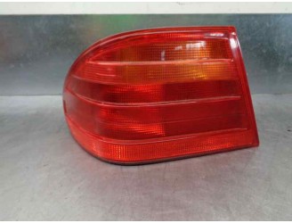 Replacement left rear light for Mercedes-Benz E-Class (W210) saloon 320 (210.065) OEM IAM reference DE A