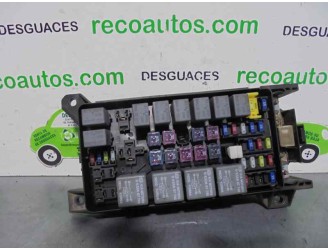 Recambio de caja reles / fusibles para kia sorento 2.5 crdi cat referencia OEM IAM 911603E040 10040204 