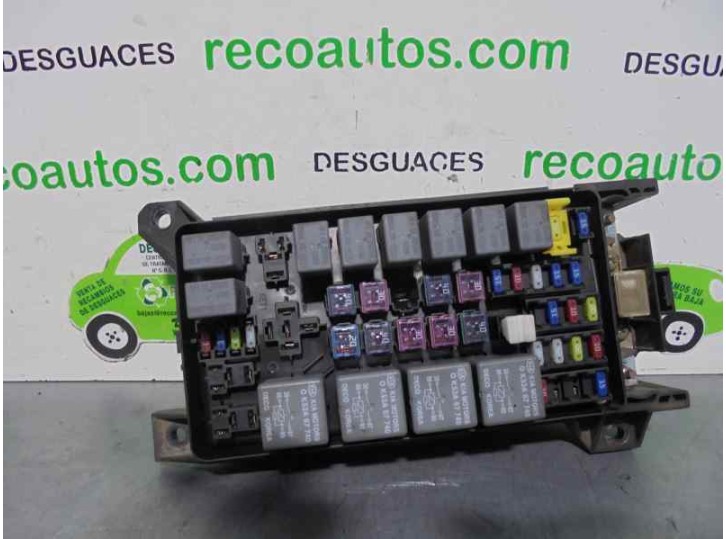 Recambio de caja reles / fusibles para kia sorento 2.5 crdi cat referencia OEM IAM 911603E040 10040204 