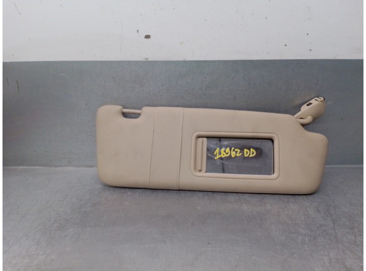 Recambio de parasol derecho para audi a4 avant (8ed) 2.0 tdi referencia OEM IAM 8E02857552 8E02857552 