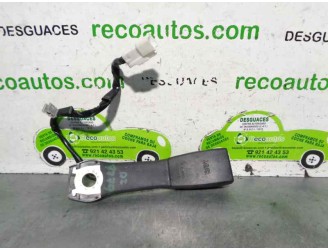 FRONT LEFT SEATBELT BUCKLE D011802 
