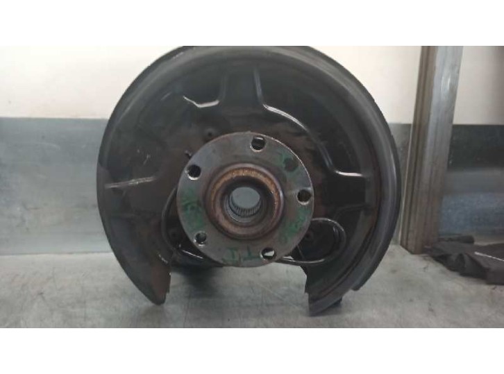 Recambio de mangueta trasera izquierda para audi a4 avant (8e5) 1.8 20v referencia OEM IAM 8E0615611K 