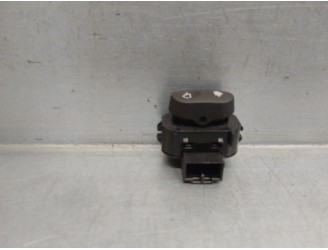 Recambio de mando elevalunas trasero derecho para jaguar s-type 2.7 v6 diesel executive referencia OEM IAM LNC6388AB 