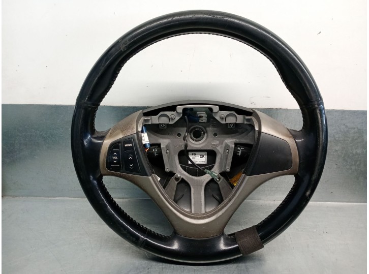 Recambio de volante para hyundai i30 1.6 crdi cat referencia OEM IAM 561102L070G2 561102L070G2 