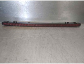 Recambio de luz central de freno para skoda superb (3v3) active referencia OEM IAM 1Z5945097A  4 PUERTAS