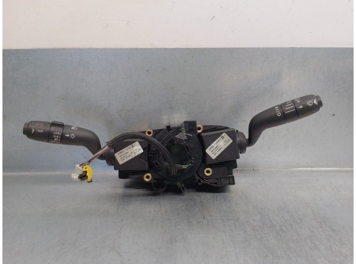 Recambio de mando luces para jaguar s-type 2.7 v6 diesel executive referencia OEM IAM 2R8313N064BH 