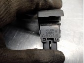 Replacement hazard warning switch for Suzuki Swift saloon (MZ) 1.3 16V CAT OEM IAM reference 3743062JA0P4Z 