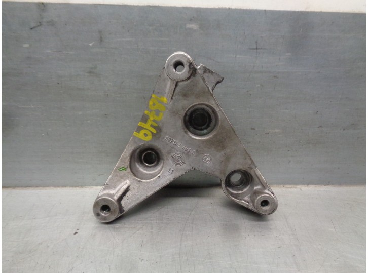 Replacement engine mount for Opel Astra H saloon 1.7 16V CDTi OEM IAM reference 8972624630 6854302 