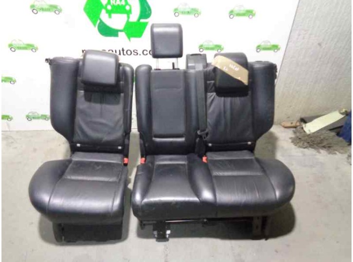 Recambio de asientos traseros para land rover range rover sport 4.4 v8 cat referencia OEM IAM CUERO NEGRO 5 PUERTAS