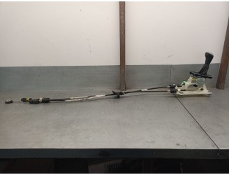 Recambio de palanca cambio para volvo v40 hatchback (525) d3 referencia OEM IAM 32240471  