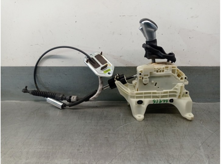 Recambio de palanca cambio para hyundai ioniq (ae) 1.6 gdi hybrid referencia OEM IAM 46700F2210 46700F2210 1811100119
