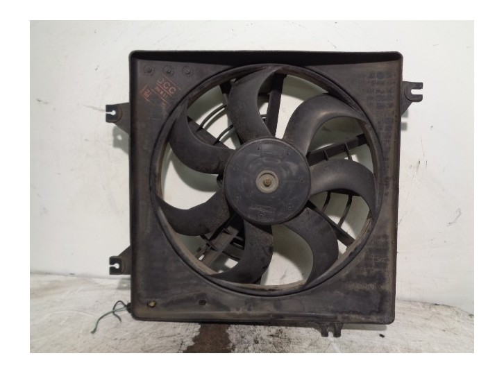 Recambio de electroventilador para kia shuma ii 1.6 ls 4 berlina referencia OEM IAM 0K2AI15025 DOOWON