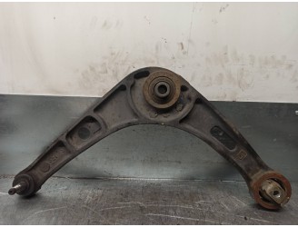 Recambio de brazo suspension inferior delantero izquierdo para renault laguna (b56) 1.8 cat referencia OEM IAM 7700413493 
