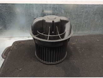 Recambio de motor calefaccion para citroën c1 1.0 cat (384f) referencia OEM IAM 6441V1 N101812H VALEO