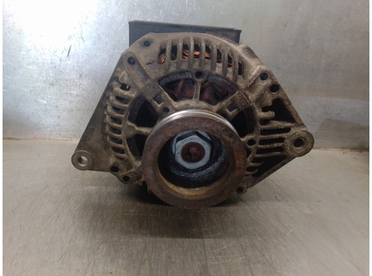 Recambio de alternador para renault clio ii fase i (b/cbo) 1.4 referencia OEM IAM 7700869600 2541946A VALEO