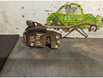 Recambio de cerradura puerta delantera derecha para ssangyong korando 2.9 diesel referencia OEM IAM 7120206000  3 PUERTAS