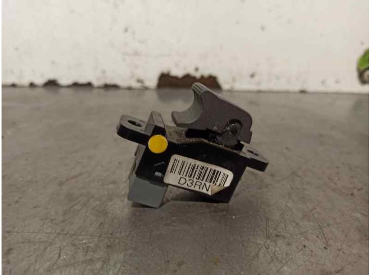 Recambio de mando elevalunas trasero izquierdo para ssangyong kyron 2.0 referencia OEM IAM 8584009000HCC  