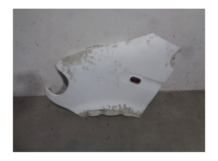 Recambio de aleta delantera izquierda para renault master desde ´98 2.2 diesel referencia OEM IAM 4667871 BLANCA 