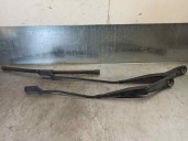 Replacement front right wiper arm for Ford Mondeo Saloon (CA2) 2.0 TDCi CAT OEM IAM reference 7S7117526CD 