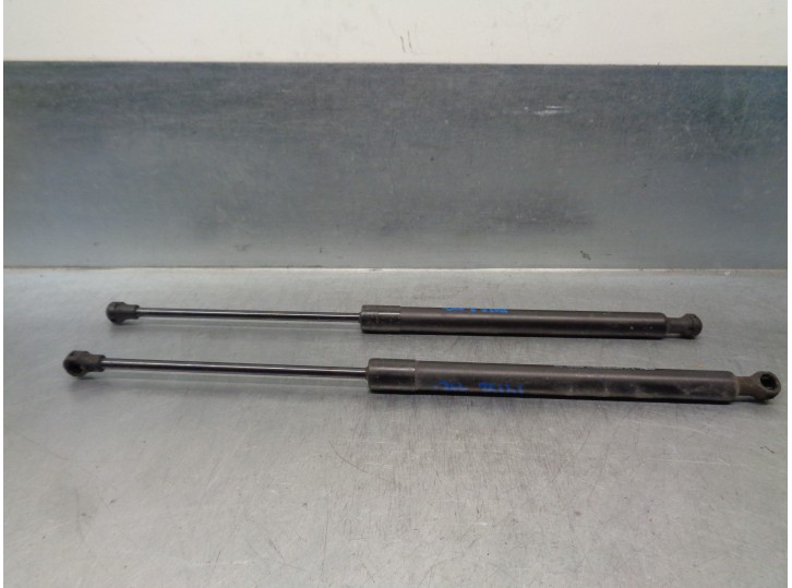 Recambio de amortiguadores maletero / porton para peugeot 208 1.2 12v e-vti referencia OEM IAM 