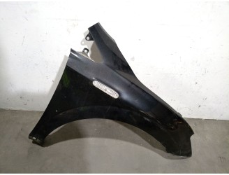 Recambio de aleta delantera derecha para ssangyong actyon 2.0 td cat referencia OEM IAM 