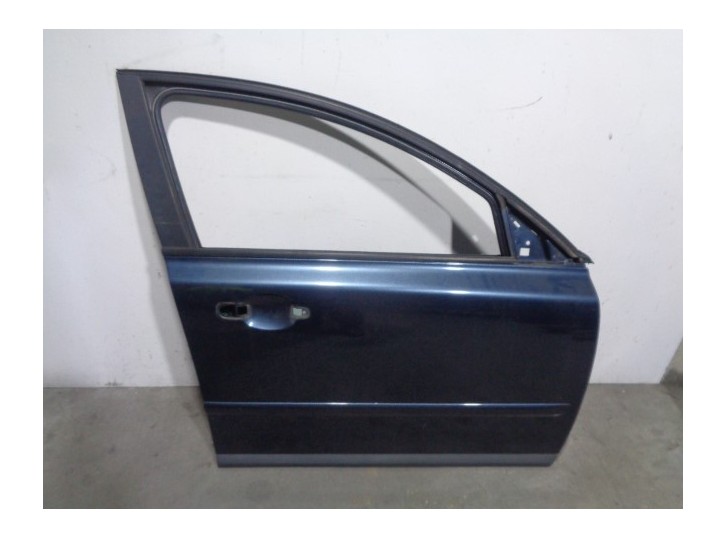 Recambio de puerta delantera derecha para volvo v50 familiar 2.0 diesel cat referencia OEM IAM 31335444 AZUL 5 PUERTAS