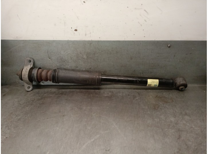 Recambio de amortiguador trasero izquierdo para kia stonic (yb) 1.2 cvvt referencia OEM IAM 55300H8850 55310H8850 