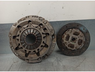 Recambio de kit embrague para volvo v50 familiar 2.0 diesel cat referencia OEM IAM 30750462 LUK