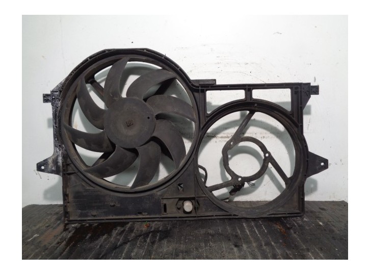 Recambio de electroventilador para peugeot expert kasten standard 1.9 diesel referencia OEM IAM 8240141 1308J1 GATE