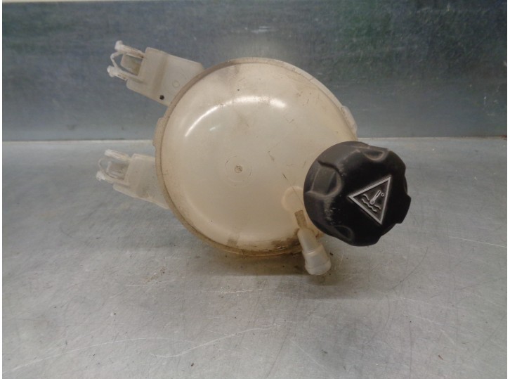 Recambio de deposito expansion para peugeot 208 1.2 12v e-vti referencia OEM IAM 