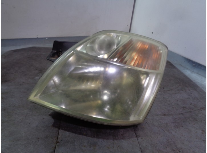 Recambio de faro izquierdo para kia picanto 1.1 cat referencia OEM IAM 9210107010 5 PUERTAS