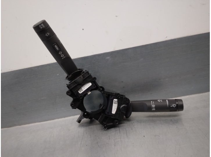 Recambio de mando luces para opel astra j gti sedan referencia OEM IAM 95994799 