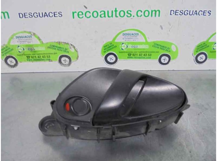 Replacement front left interior door handle for Citroën Xsara Coupe 1.9 diesel OEM IAM reference 9623200177 