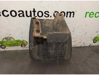 Recambio de faldon trasero para ssangyong korando 2.9 diesel referencia OEM IAM 7976006001X  