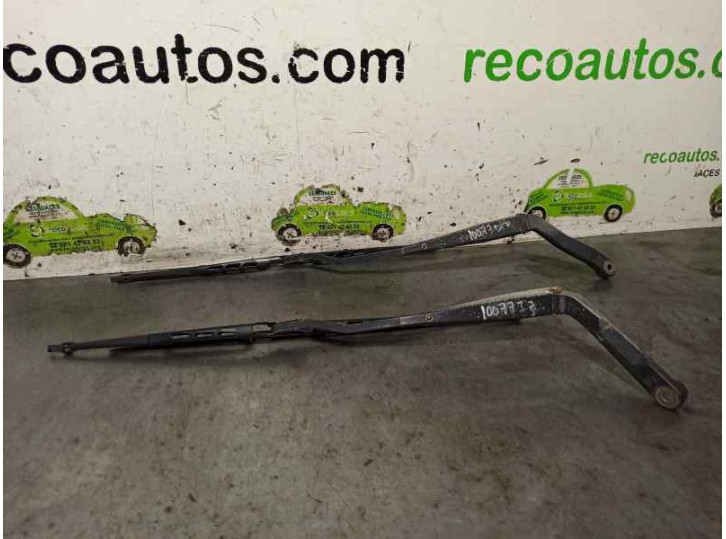 Recambio de brazo limpia delantero derecho para ssangyong korando 2.9 diesel referencia OEM IAM 