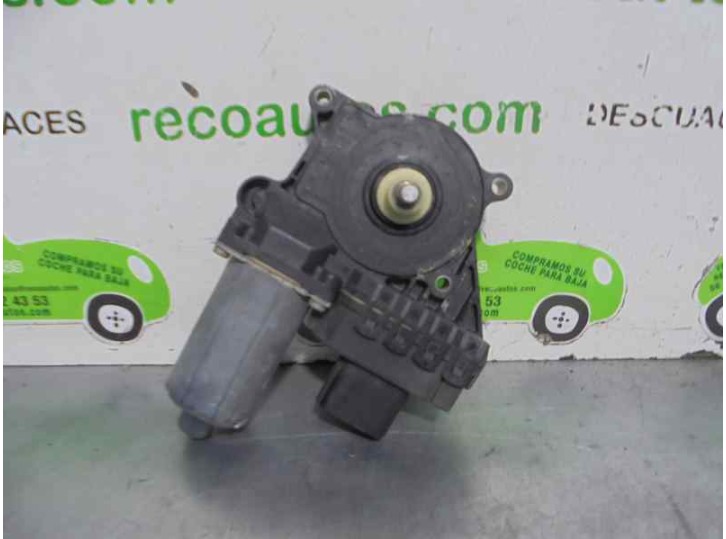 Recambio de motor elevalunas delantero izquierdo para ford mondeo iii sedán (b4y) 1.8 16v referencia OEM IAM 0130821770 8 PINES 