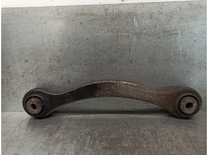 Rear right upper suspension arm replacement part for Mercedes-Benz E-Class (W211) Saloon 2.2 CDI CAT OEM IAM reference 2