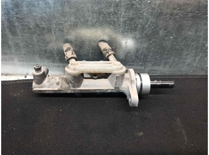 Recambio de bomba freno para toyota previa (r30) 2.0 turbodiesel cat referencia OEM IAM 4720128601  