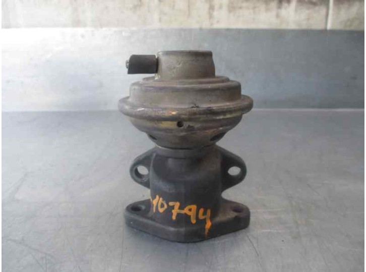 Recambio de valvula egr para renault laguna (b56) 2.2 turbodiesel referencia OEM IAM 7700104195 72210102F PIERBURG