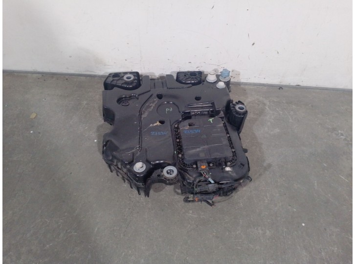 Recambio de deposito combustible para peugeot 5008 (0u_, 0e_) 1.6 bluehdi 120 referencia OEM IAM 9807475680  