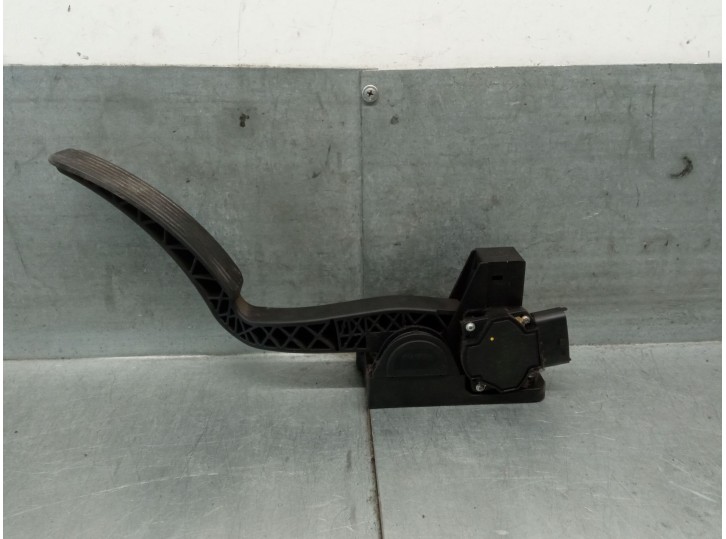 Recambio de potenciometro pedal para ssangyong actyon 2.0 td cat referencia OEM IAM 2055009000 2055009000 