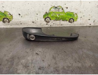 FRONT LEFT EXTERIOR DOOR HANDLE 251837205 4 DOORS