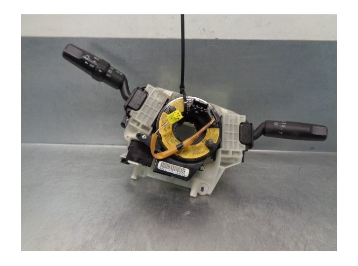 Recambio de mando luces para mazda 3 berlina (bk) 1.6 cd diesel cat referencia OEM IAM BP4K661B1 BS3E66CS0 