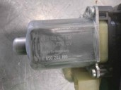 Recambio de elevalunas delantero derecho para skoda superb (3v3) active referencia OEM IAM 5Q0959802B  0130822716 BOSCH