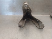 Replacement engine mount for Audi A4 Avant (8ED) 2.0 TDI OEM IAM reference 8E0199308AF 89901 